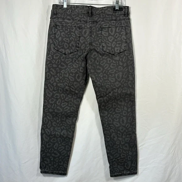 Miss Me Mid-Rise Ankle Skinny Grey Leopard Jeans | Size 29 - Picture 2 of 7